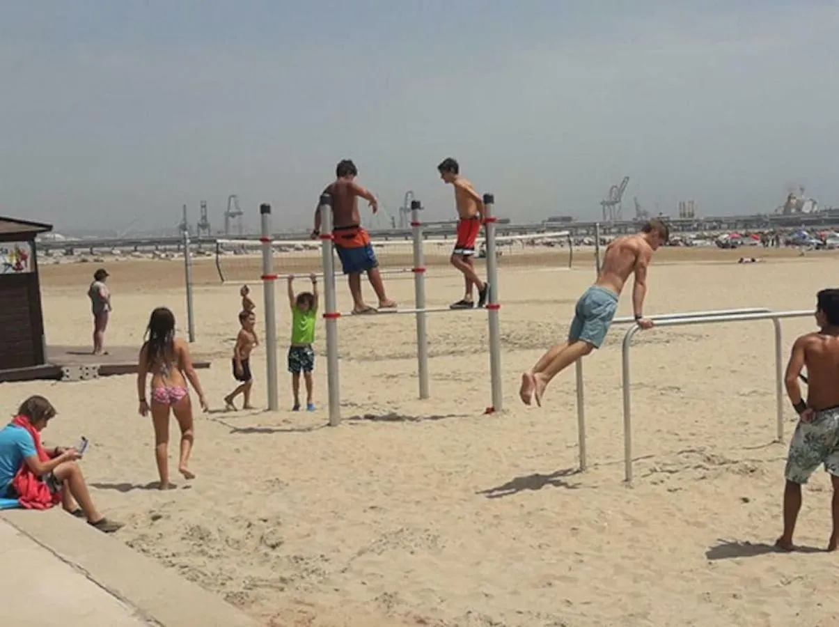 Port Aventura, Exclusivo Alojamiento La Pineda
